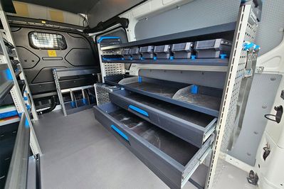 Ford Transit Custom L2H2 Zabudowa Warsztatowa