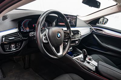 BMW Seria 5 518d  aut