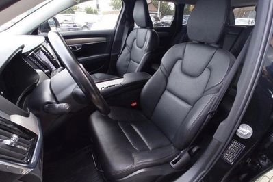 Volvo V90 Cross Country B4 D AWD Momentum