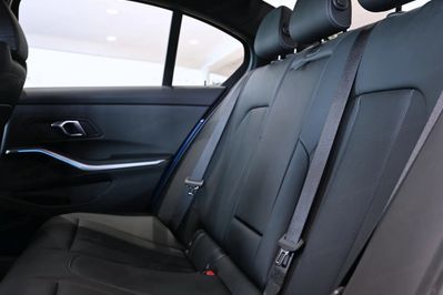 BMW Seria 3 318i M Sport