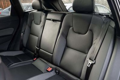 Volvo XC60 T8 Plug-In Hybrid AWD Plus Black Edition