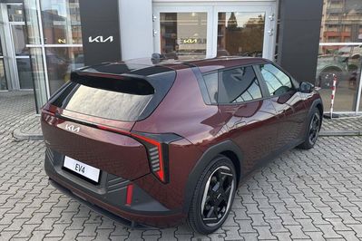 Kia EV4 81.4kWh Business Line