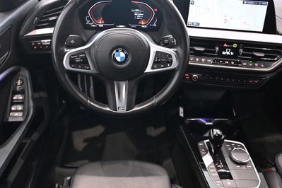 BMW Seria 1 118i M Sport aut