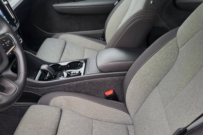 Volvo XC40 B3 B Plus Dark