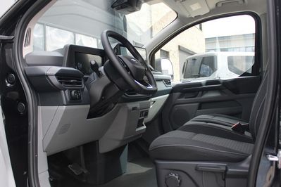 Ford Transit Custom 2.5 PHEV 320 L2H1 Trend