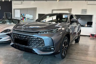 MG HS Excite 1.5 T-GDi AT DCT