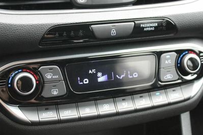 Hyundai i30 1.0 T-GDI Smart DCT