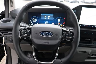 Ford Transit Custom 320 L2H1 Trail A8 AWD