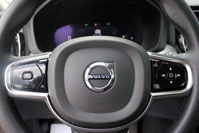 Volvo XC60 B4 D AWD Ultimate Dark