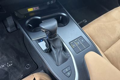 Lexus UX 200 Business