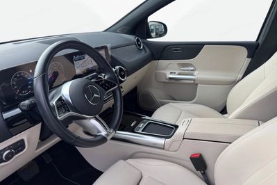 Mercedes B Klasa 220 4-Matic Progressive 8G-DCT