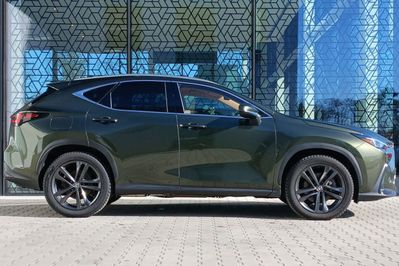 Lexus NX 450h+ Prestige AWD