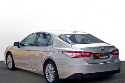 Toyota Camry Hybrid  CVT