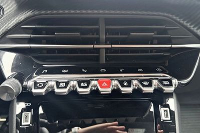 Peugeot 2008 e-2008 50kWh