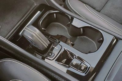 Volvo XC40 B4 B AWD R-Design