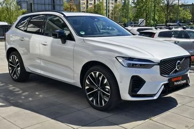 Volvo XC60 T8 Plug-In Hybrid AWD Ultra Dark