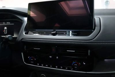 Nissan Qashqai Tekna Xtronic 1.3 DIG-T mHEV