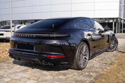 Porsche Panamera 4 E-Hybrid