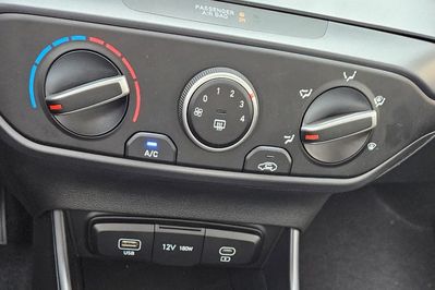 Hyundai i20 1.0 T-GDi Modern DCT