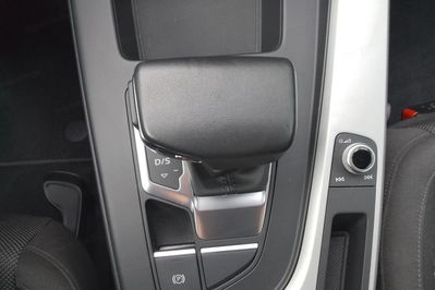 Audi A4 35 TFSI mHEV S Line S tronic