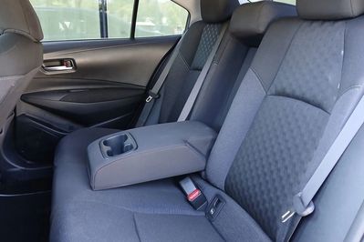 Toyota Corolla 1.8 Hybrid Style