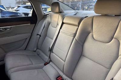 Volvo S90 B4 B Momentum Pro