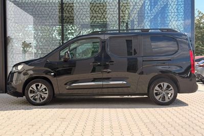 Toyota Proace City Verso 1.2 d-4T Family
