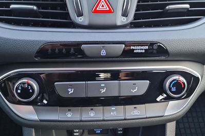 Hyundai i30 1.5 T-GDI Modern