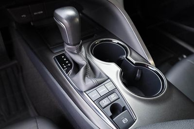 Toyota Camry Hybrid Prestige Cvt