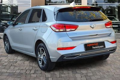 Hyundai i30 1.5 T-GDI Smart DCT