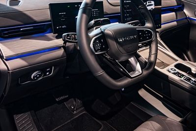 Chery TIGGO 8 Prestige 1.5 T-GDI Super Hybrid DCT