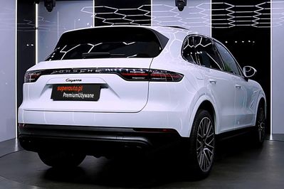 Porsche Cayenne Platinum Edition
