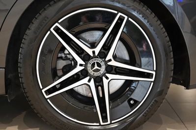 Mercedes Klasa C Estate 180 AMG Line