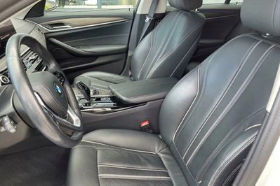 BMW Seria 5 Touring 530d xDrive