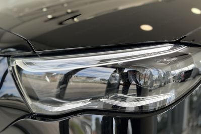 Mercedes Klasa E 300 e  4-Matic AMG