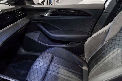 Volkswagen Passat 2.0 TSI R-Line Plus DSG