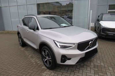 Volvo XC40 B3 Plus Dark