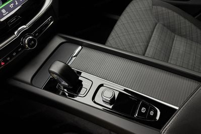 Volvo XC60 B4 D AWD Momentum Pro