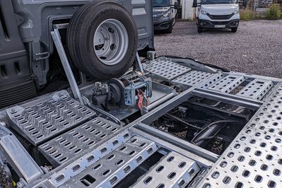 MAN TGL 12.250 4x2 Autotransporter
