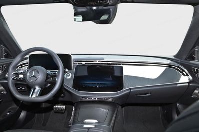Mercedes Klasa E 220 d 4-Matic AMG