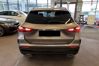 Mercedes GLA 200  AMG Line