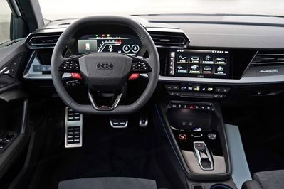 Audi A3 RS3 TFSI quattro Sportback