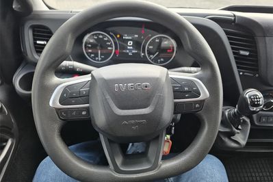 Iveco Daily 50C16 Zabudowa 10EP + Winda