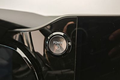 Lexus NX 350h Omotenashi 2.5 Hybrid AWD