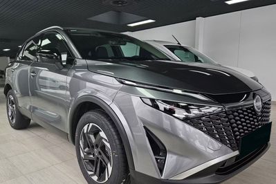 Nissan Qashqai N-Connecta Xtronic 1.3 DIG-T mHEV