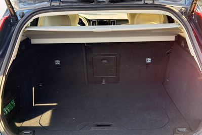 Volvo V60 B4 D Plus Dark aut