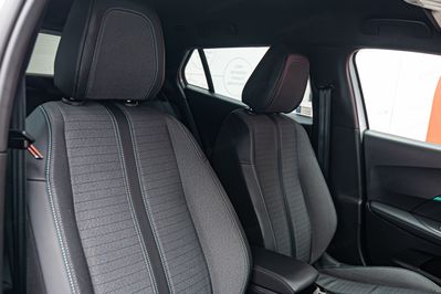 Peugeot 2008 1.2 PureTech Allure Pack S&S EAT8