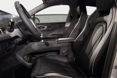 Omoda 5 1.5 T-GDI Hybrid Premium DHT