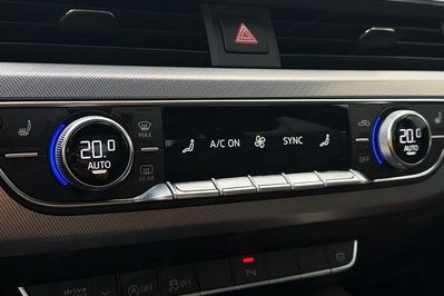 Audi A4 35 TFSI S Line