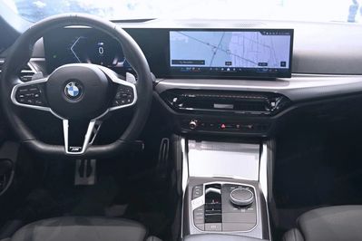 BMW Seria 4 430i xDrive M Sport sport-aut